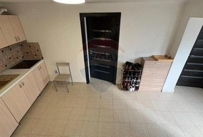 Casă cu 3 camere cu Teren 300 Mp în Sud - 11