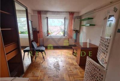 Garsoniera mobilata zona Uzina 2 - 5