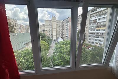 Apartament cu 2 camere semidecomandat în Ostroveni