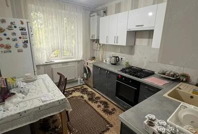 Apartament cu 2 camere decomandat în Circumvalațiunii