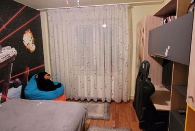 Apartament cu 3 camere semidecomandat, mobilat în Dristor - 5