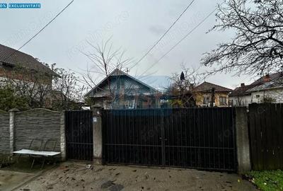Casă cu 2 camere cu Teren 2012 Mp în Piatra - 9