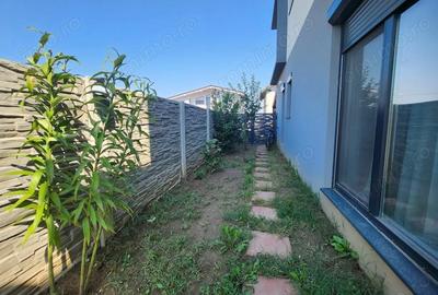 Casă cu 3 camere cu Teren 200 Mp în Central - 4