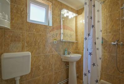 Casa / Vila de vanzare in Rasnov, afacere-Pensiune clasificata - 55