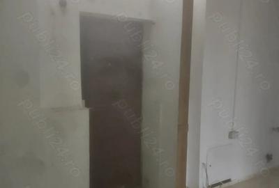 Spațiu comercial, de 86 mp, în Delfinariu