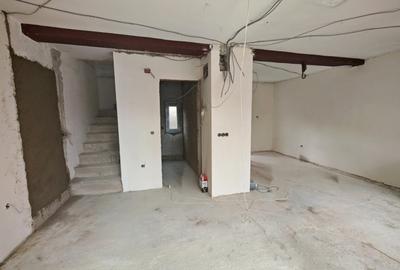 Apartament cu 3 camere decomandat în Stupini - 3