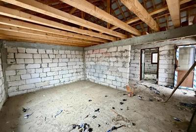 Casă cu Teren 1218 Mp în Vitănești - 6