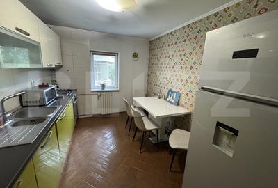 Apartament cu 4 camere decomandat, mobilat în Rovine - 10