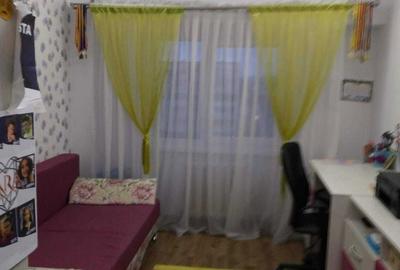 Apartament cu 3 camere decomandat în Nicolina - 7