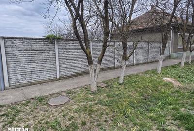 Teren de 1000 mp, în Central - 2