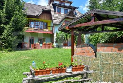 Casă cu 8 camere cu Teren 6060 Mp în Poiana Stampei - 14