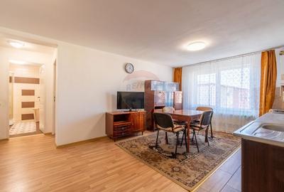 Apartament de vanzare - Sesul de Sus - Floresti  - parcare - 1