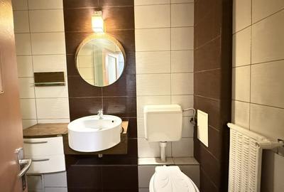 Birou, de 40 mp, în Muncii - 3