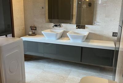 Apartament cu 4 camere decomandat în Central - 4