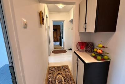 Apartament 3 camere decomandat, mobilat, 2 bai, etaj 2 din 4 Cisnadie - 16