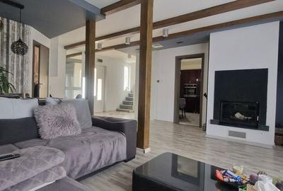 Casă cu 4 camere cu Teren 110 Mp în Central - 3