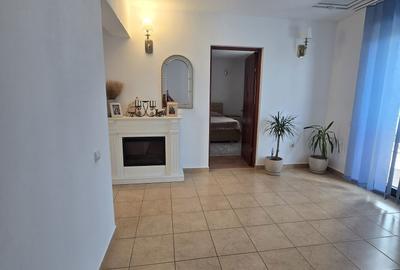 Casă cu 4 camere în Central - 9