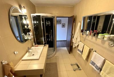 Casă cu 6 camere cu Teren 1629 Mp în Plopu - 13