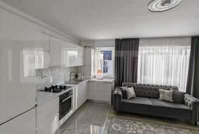 Apartament cu 3 camere decomandat, mobilat în Tractorul - 3