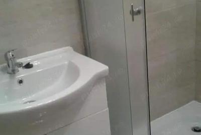 Garsonieră nedecomandată în Central - 3