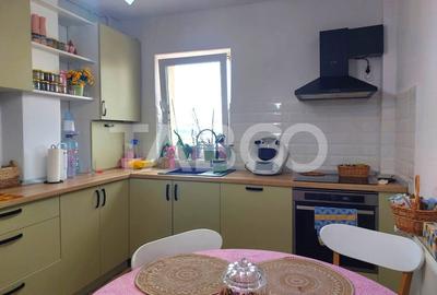 Apartament renovat 66 mp 3 camere 2 bai balcon pivnita Cisnadie - 12