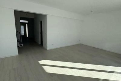 Casa de inchiriat Micro 17 - 3