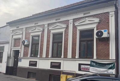 Spațiu comercial, de 75 mp, în Central - 1