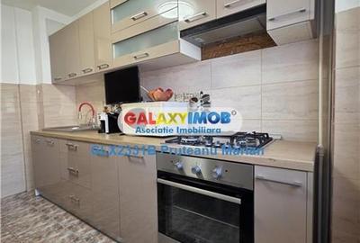 Apartament cu 4 camere semidecomandat, mobilat în Ștefan cel Mare - 17