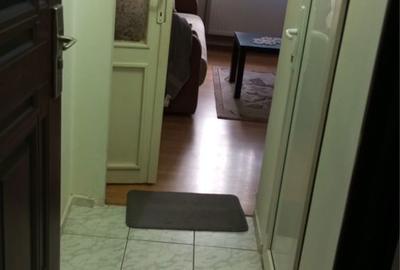 Apartament cu 2 camere nedecomandat în Tractorul - 5