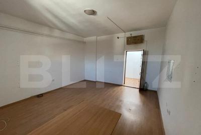 Spațiu comercial, de 22 mp, în Central