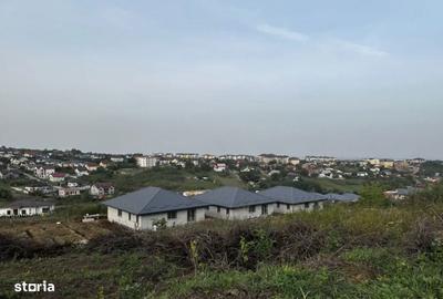 Teren de 1000 mp, în Valea Adâncă - 2