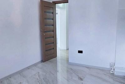 Apartament cu 4 camere decomandat în Central - 1