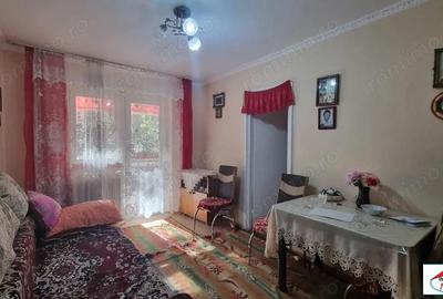 Apartament cu 2 camere în Micro 15 - 7
