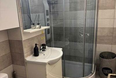 Apartament cu 2 camere decomandat în 9 Mai - 7