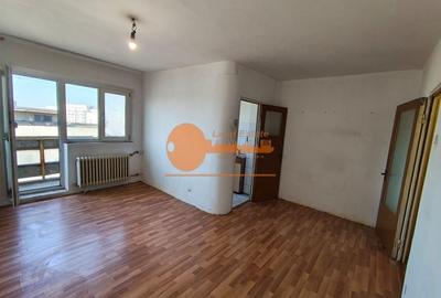 Garsoniera Gorjului-Bloc mixt(200 m metrou-1979) - 9