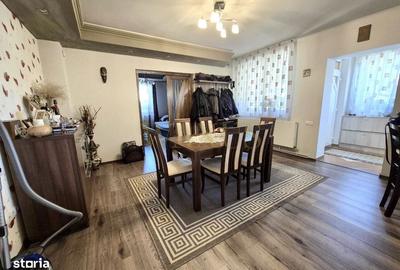 Casă cu 7 camere cu Teren 794 Mp în Florești - 3