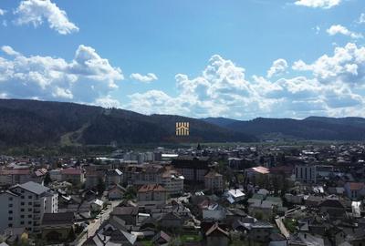 Teren de 1272 mp, în Gura Humorului