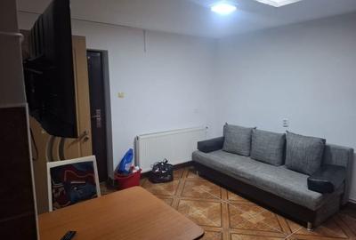 Garsonieră semidecomandată în Central - 1