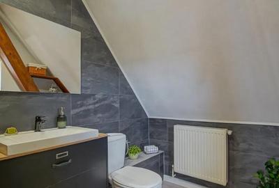 Apartament 3 camere, decomandat - zona Brasovul Vechi - 3