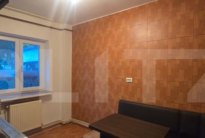 Apartament 3 camere, 80 mp, zona Medicina Veche - 2