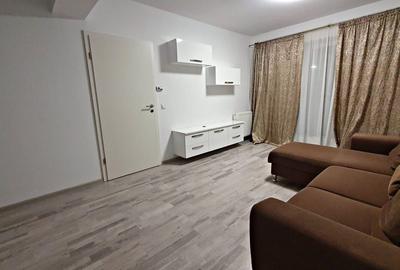 Coresi -Bloc Maurer M9, etajul 1, mobilat, parcare - 10