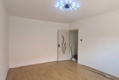 Apartament 2 camere 40 mp parter - locuinta sau spatiu comercial! - 3