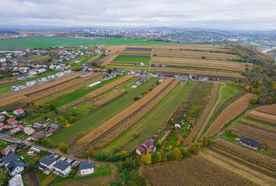Spațiu comercial, în Lisaura - 2