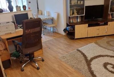 Apartament cu 3 camere mobilat și utilat