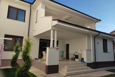 Vând vilă de lux S+P+et1 - 2