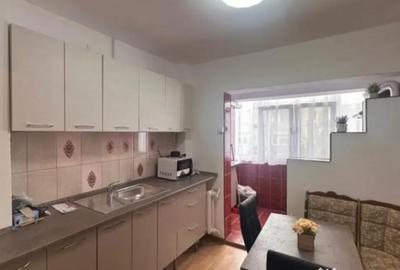 Apartament cu 2 camere decomandat în Inel I - 9