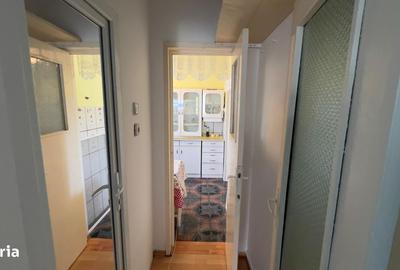 Apartament cu 3 camere decomandat în Petros - 5