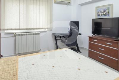 Vanzare apartament 3 camere - Ultracentral, Bloc Scala, Bd. Magheru - 11