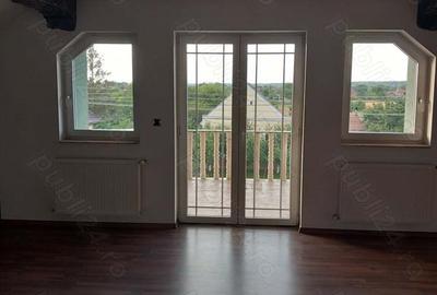 Casă cu 6 camere în Cenad - 6