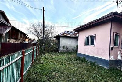 Casă cu 4 camere cu Teren 873 Mp în Măneciu - 5